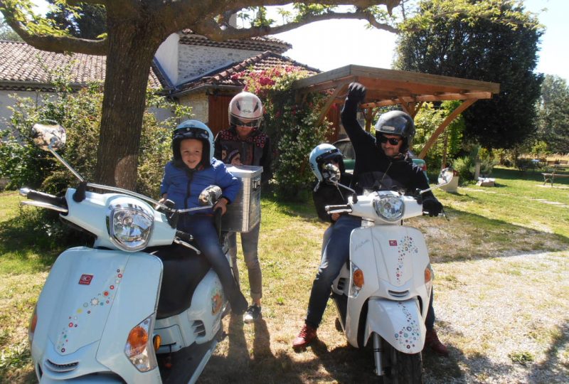 Scooter Nomad – Balades à scooter (électrique ou classique) et Mobylette à Roynac - 22