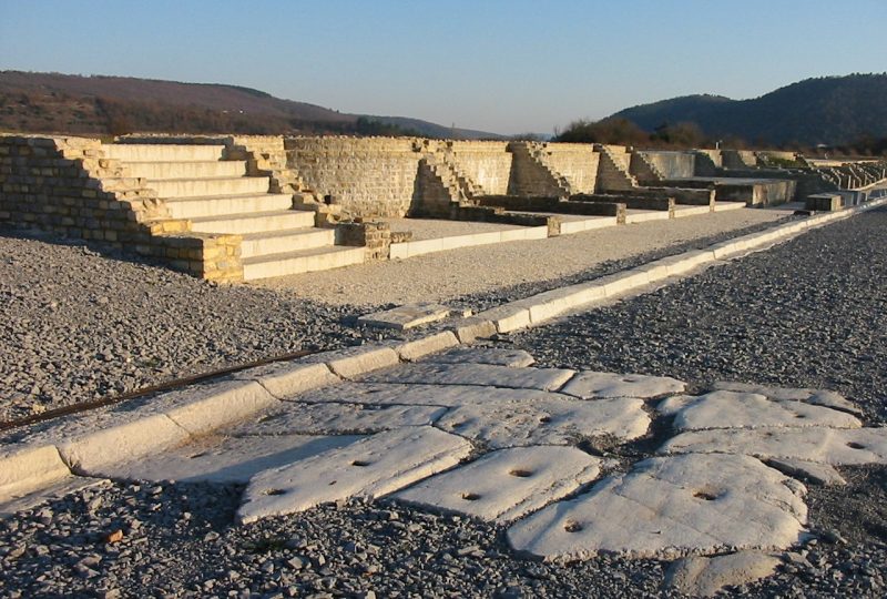 Pôle archéologique MuséAl à Alba-la-Romaine - 14